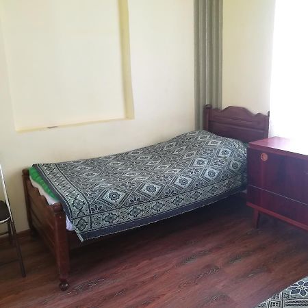 Guest House Of Givi Kobuleti Εξωτερικό φωτογραφία