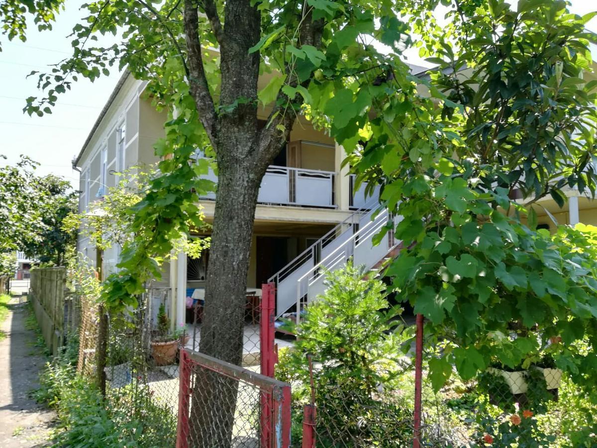 Guest House Of Givi Kobuleti Εξωτερικό φωτογραφία