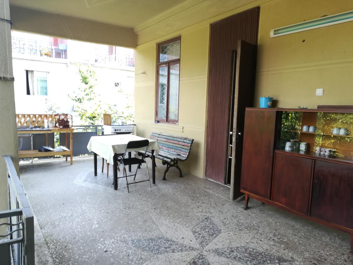 Guest House Of Givi Kobuleti Εξωτερικό φωτογραφία